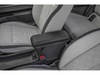 2026 MINI Cooper Hardtop 2 Door Iconic