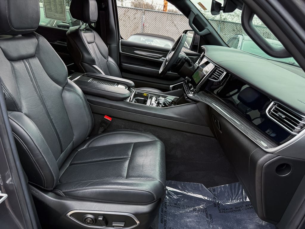 2022 Jeep Wagoneer Series III