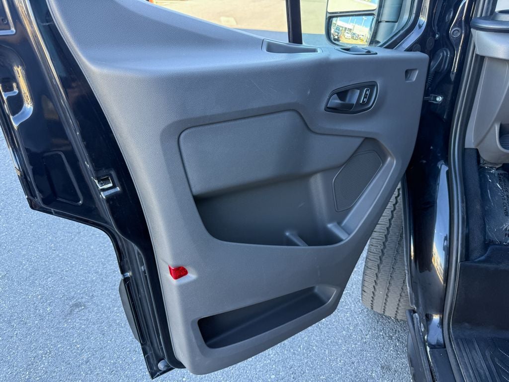 2024 Ford Transit-350 XLT 15 Passenger