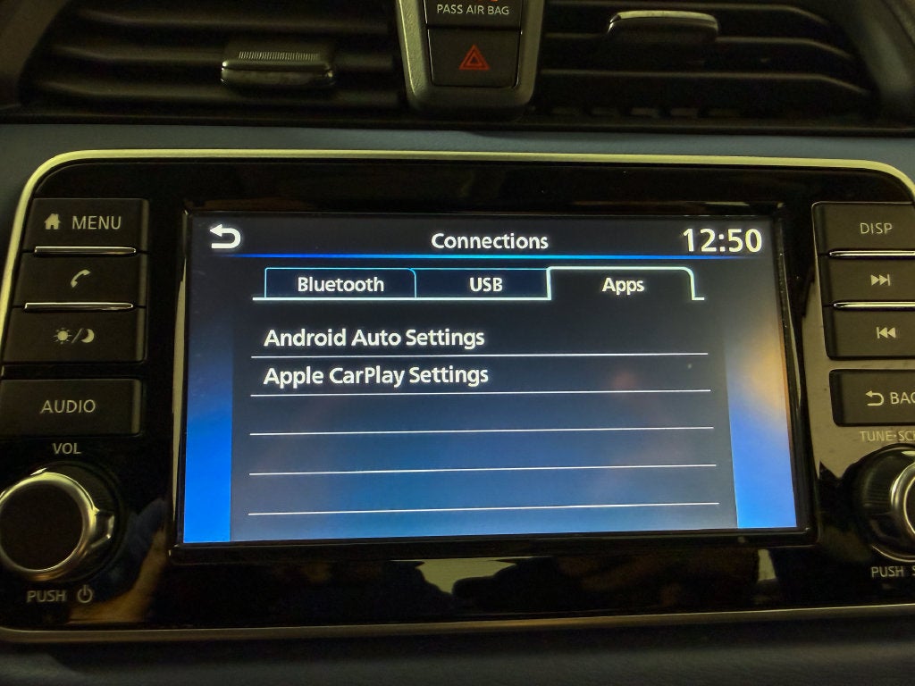 2024 Nissan Versa 1.6 SV