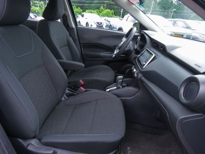 2020 Nissan Kicks S