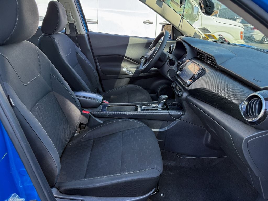 2022 Nissan Kicks SV