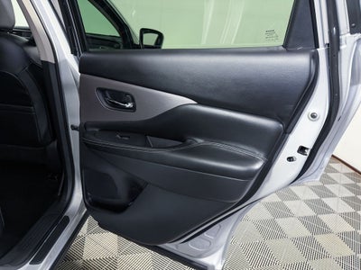 2022 Nissan Murano SV