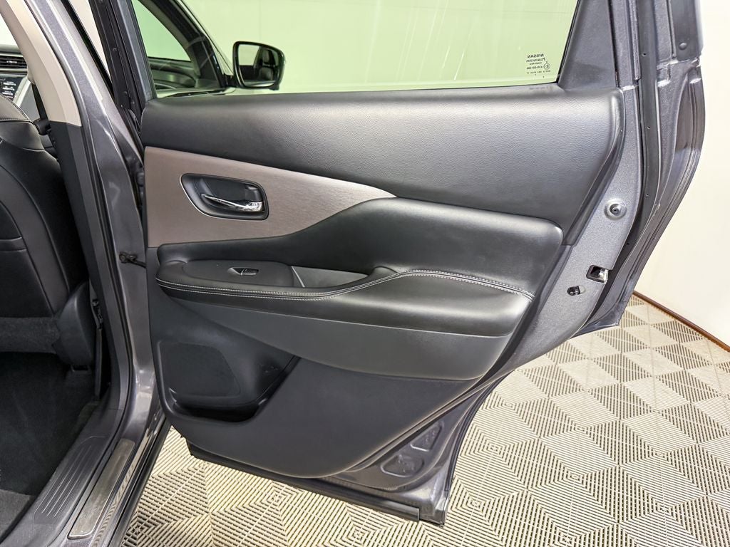 2023 Nissan Murano SL