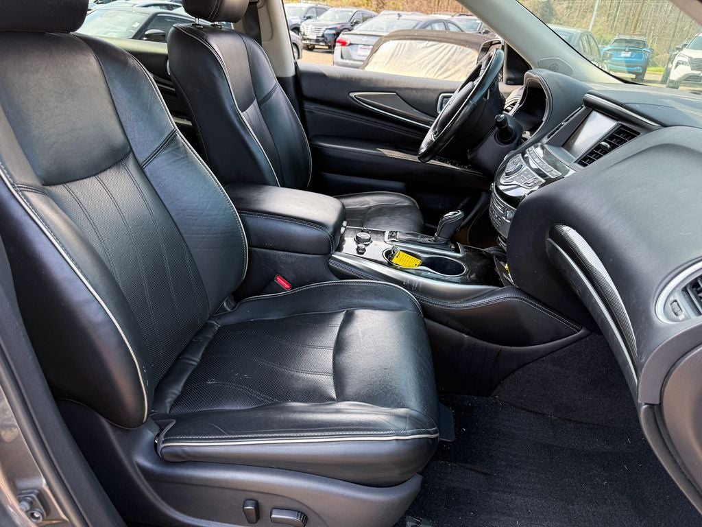 2019 INFINITI QX60 LUXE