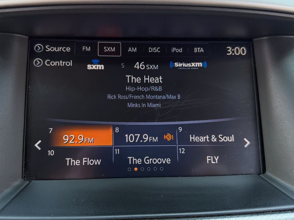 2019 Nissan Pathfinder SL