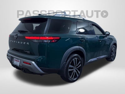 2023 Nissan Pathfinder Platinum