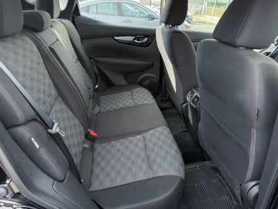 2022 Nissan Rogue Sport SV