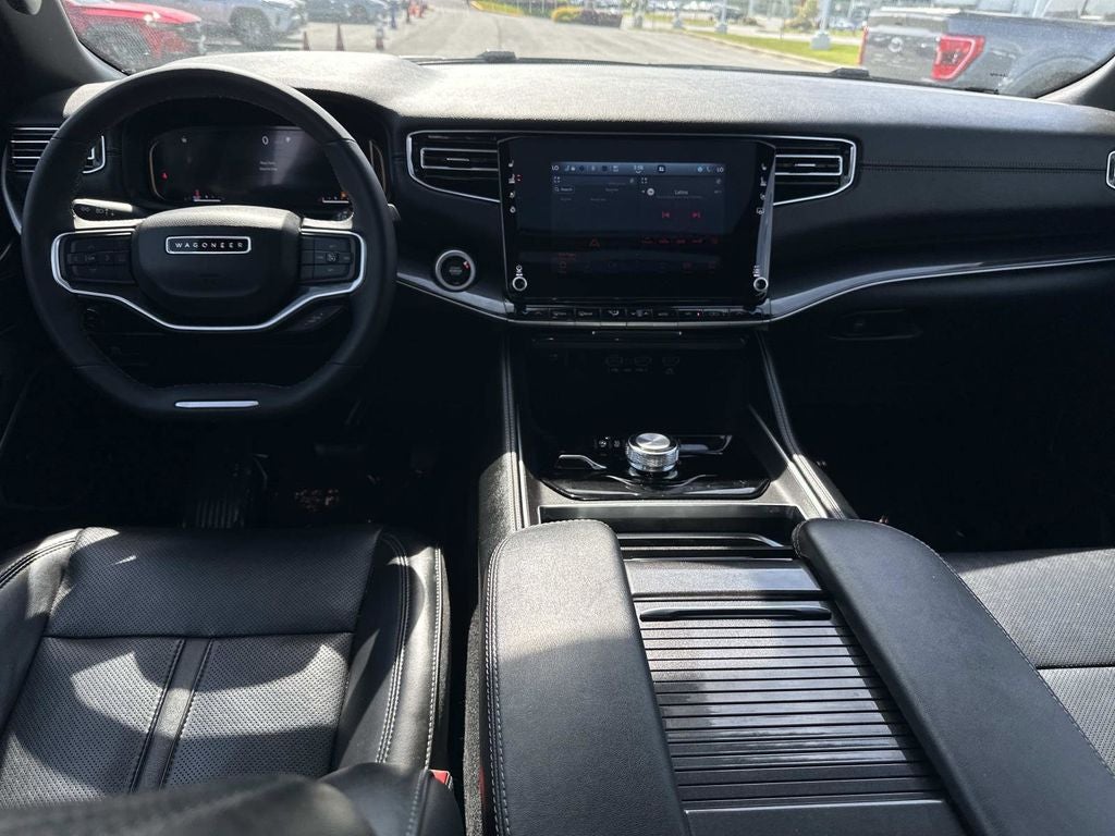 2023 Jeep Wagoneer L Base