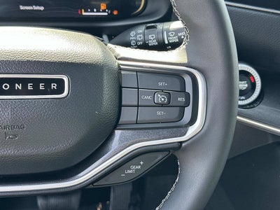 2023 Jeep Wagoneer L Base