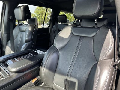 2023 Jeep Wagoneer L Base