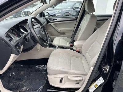 2016 Volkswagen Golf TSI S 4-Door