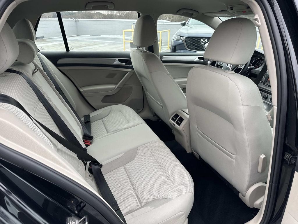 2016 Volkswagen Golf TSI S 4-Door