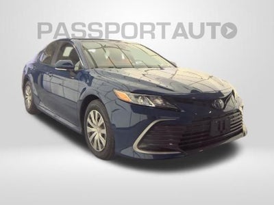 2023 Toyota Camry Hybrid LE