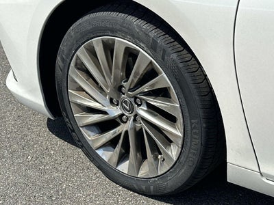 2022 Lexus ES 350 Ultra Luxury