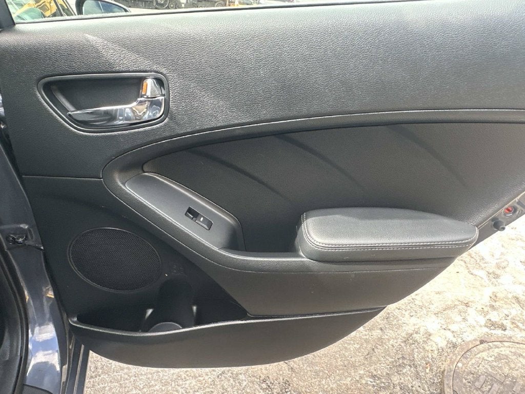 2016 Kia Forte5 SX