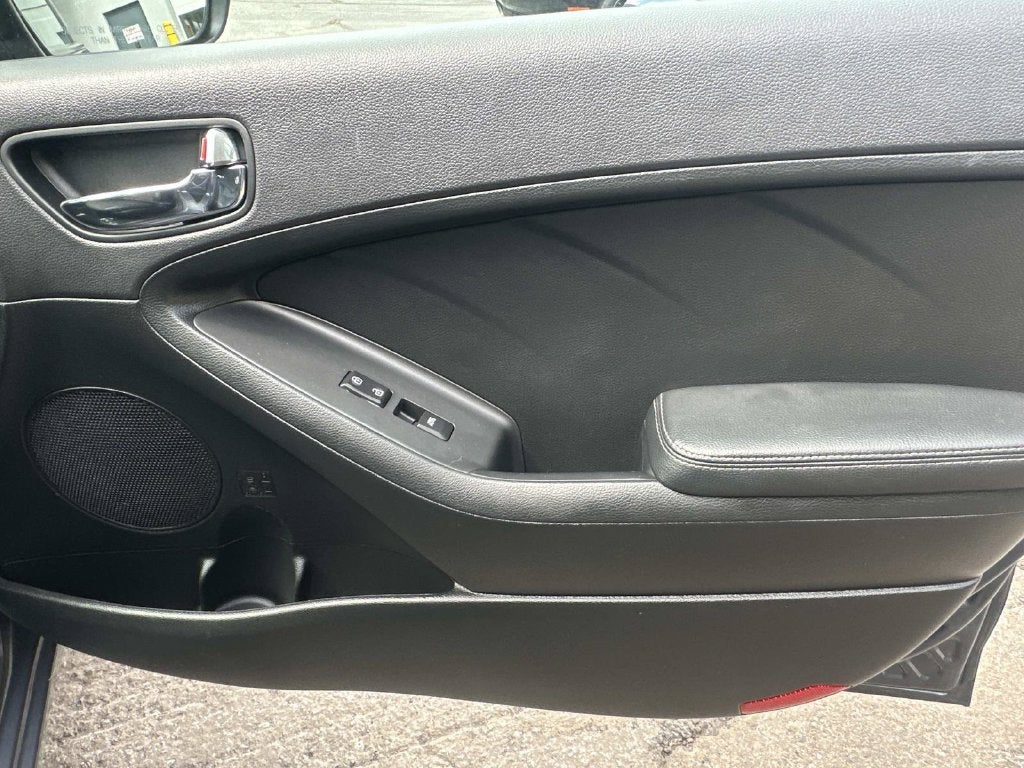 2016 Kia Forte5 SX