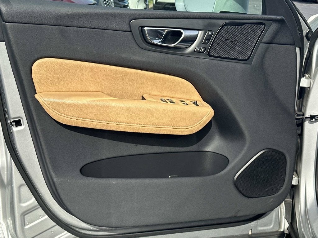 2019 Volvo XC60 T5 Inscription