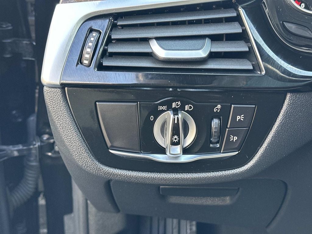 2019 BMW 5 Series 530e xDrive iPerformance