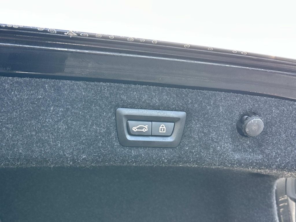 2019 BMW 5 Series 530e xDrive iPerformance