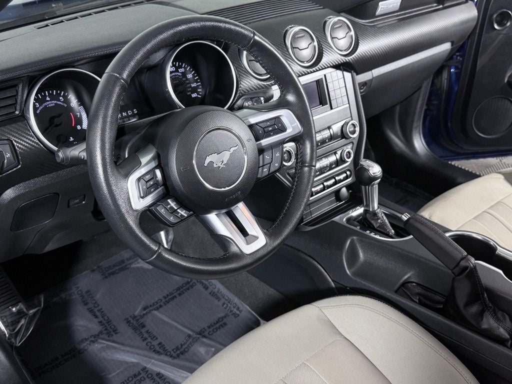 2022 Ford Mustang EcoBoost