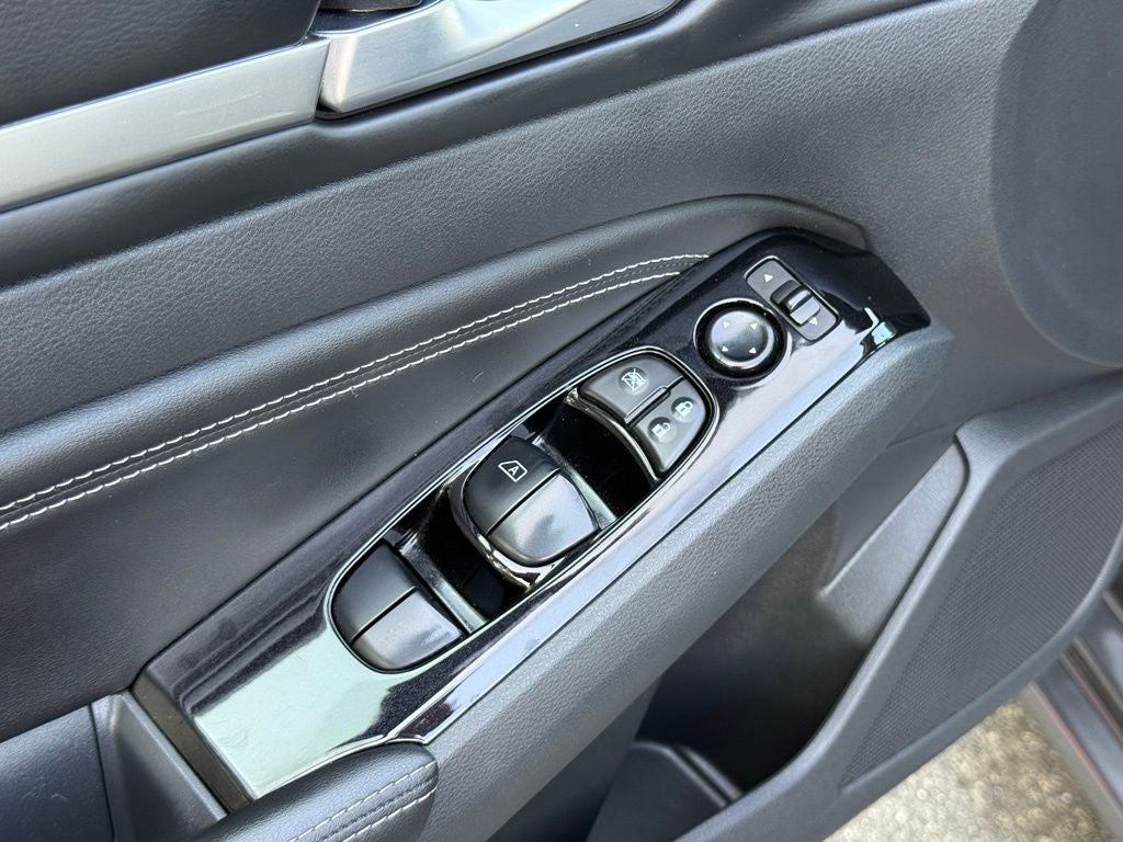 2022 Nissan Altima 2.5 SV Nissan Certified