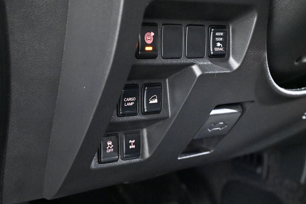 2023 Nissan Frontier PRO-4X Nissan Certified