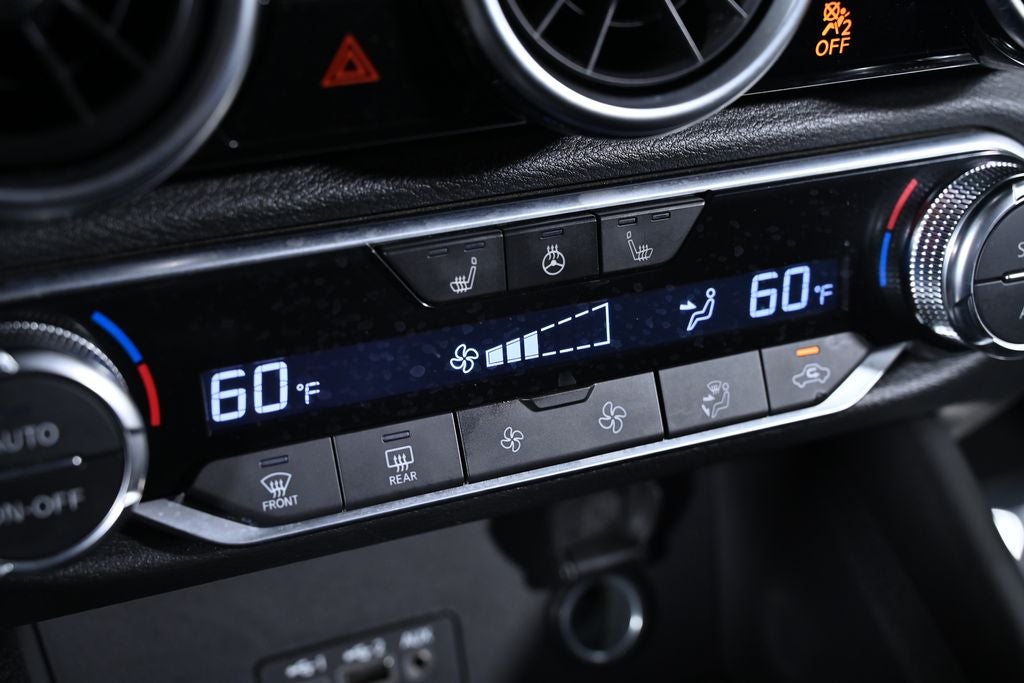2023 Nissan Sentra SR Certified Select