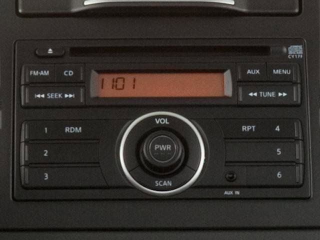 2011 Nissan Versa 1.8 S