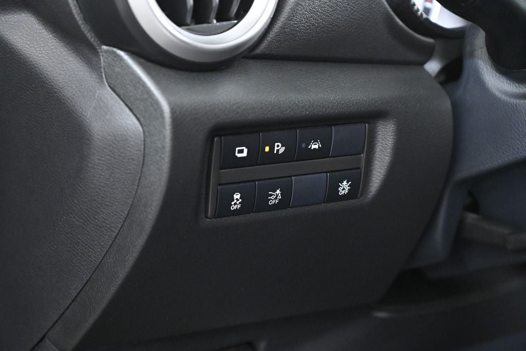 2020 Nissan Versa 1.6 S