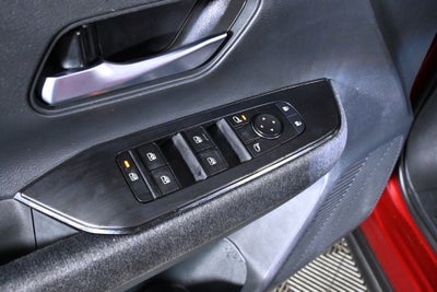 2025 Nissan Kicks SV Nissan Certified
