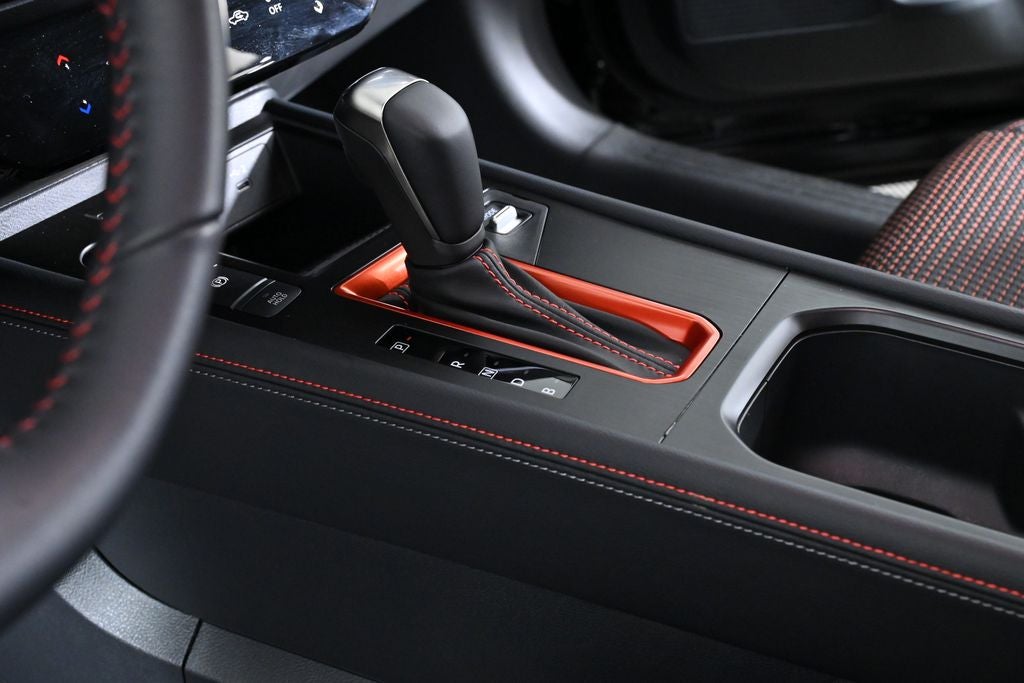 2025 Nissan Kicks SR Nissan Certified