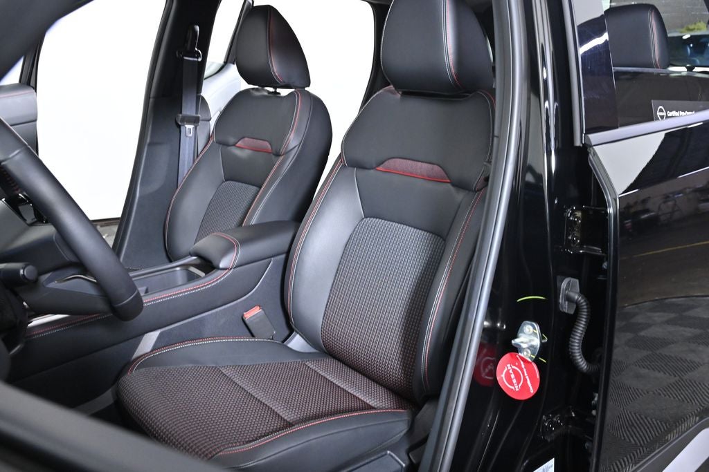 2025 Nissan Kicks SR Nissan Certified