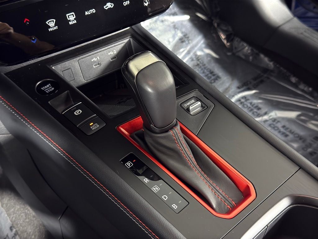 2025 Nissan Kicks SR Nissan Certified
