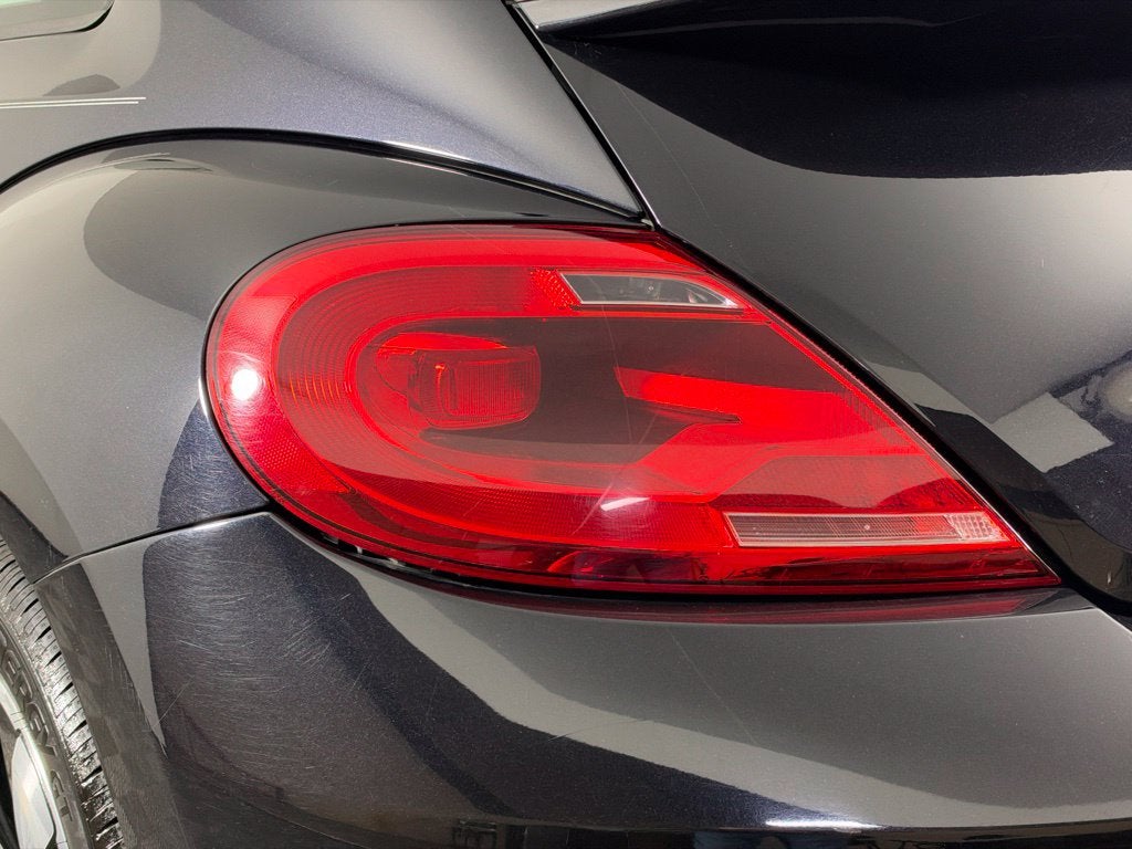 2012 Volkswagen Beetle 2.0 TSi