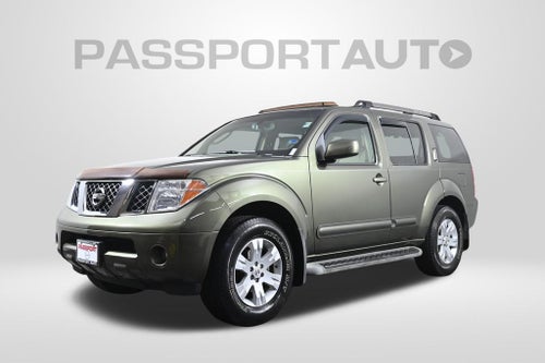 2005 Nissan Pathfinder LE