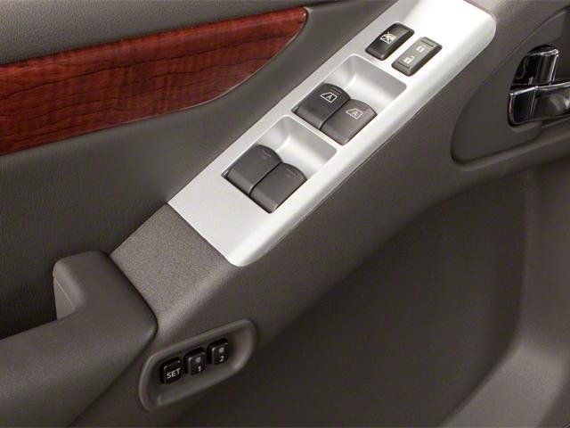 2011 Nissan Pathfinder S