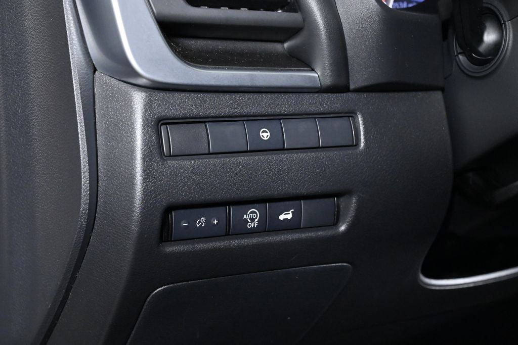 2024 Nissan Rogue SV Nissan Certified