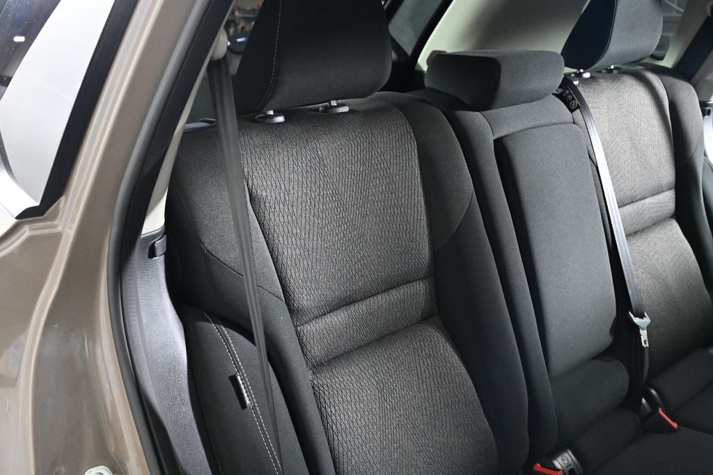 2024 Nissan Rogue SV Nissan Certified