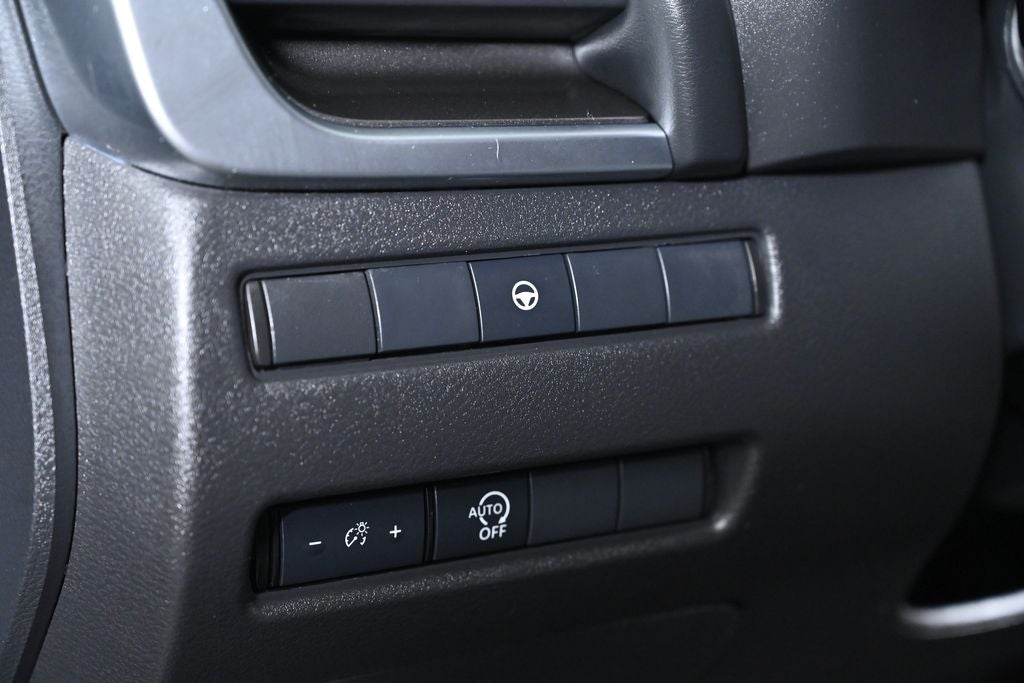 2023 Nissan Rogue SV Nissan Certified