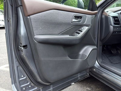 2023 Nissan Rogue SV Nissan Certified