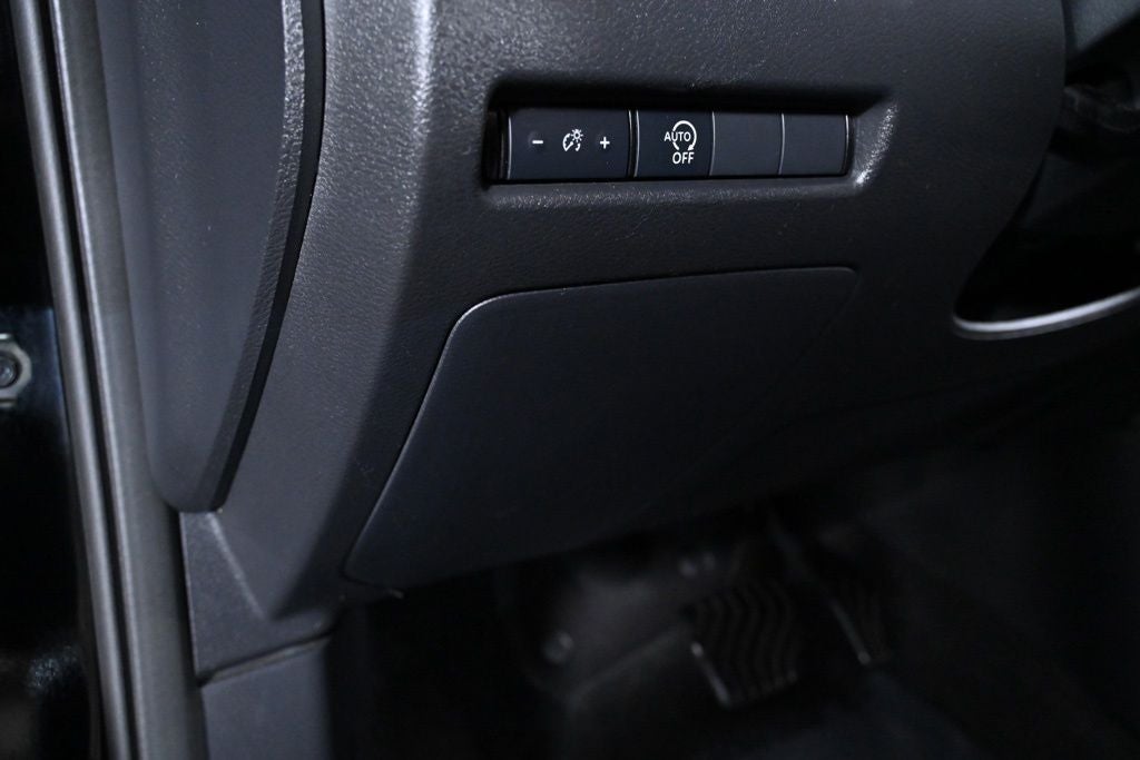 2023 Nissan Rogue SV Nissan Certified