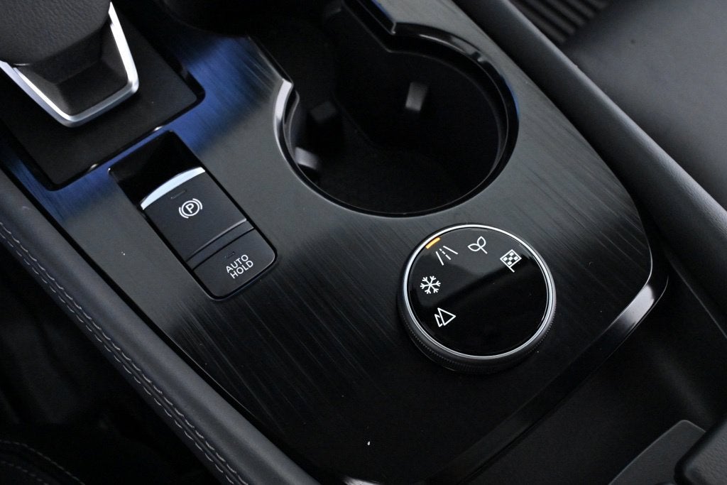 2023 Nissan Rogue SL Nissan Certified