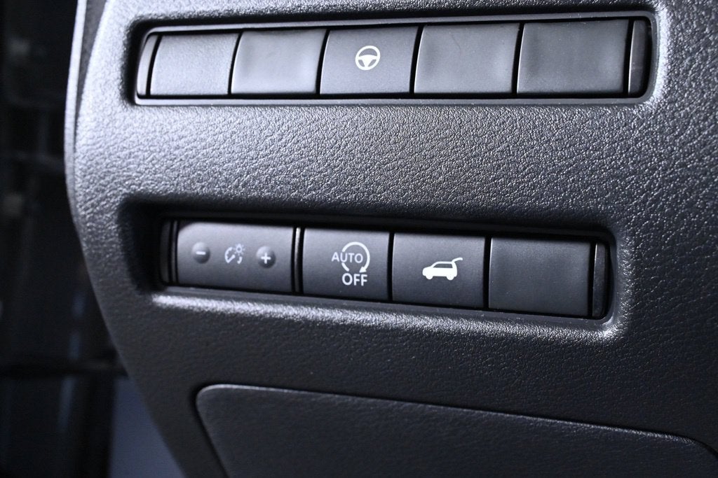 2023 Nissan Rogue SL Nissan Certified