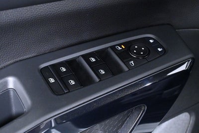2025 Nissan Pathfinder SV Nissan Certified