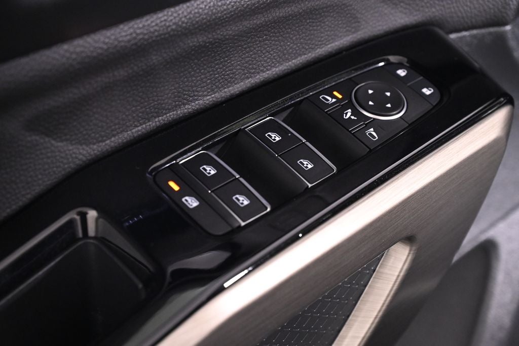 2025 Nissan Pathfinder Platinum Nissan Certified