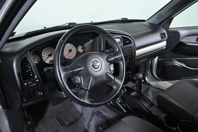 2004 Nissan Pathfinder SE
