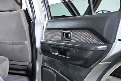 2004 Nissan Pathfinder SE
