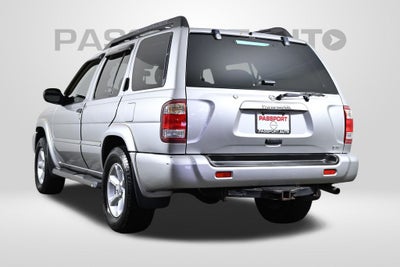 2004 Nissan Pathfinder SE