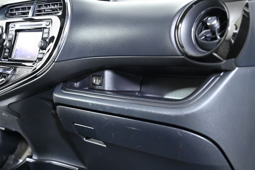 2018 Toyota Prius c Four